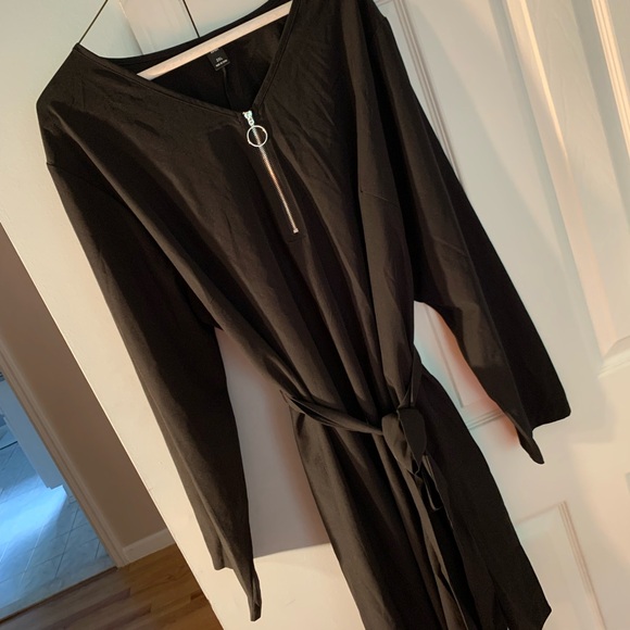 SHEIN Other - SHEIN Curve black polyester zip front dress/swim coverup. Size 2XL